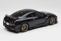 1:18 Nissan GT-R Takumi Edition 2024 GT932 - GT Spirit
