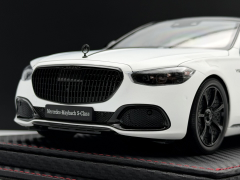 1:18 Mercedes-Maybach S Class W223 Night Serie White - Almost Real