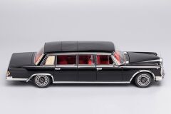 1:18 Mercedes-Benz 600 Pullman W100 Limousine Black - KengFai