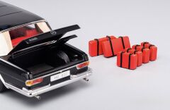 1:18 Mercedes-Benz 600 Pullman W100 Limousine Black - KengFai