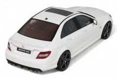 1:18 Mercedes-Benz C63 W204 AMG Edition GT928 White - GT Spirit