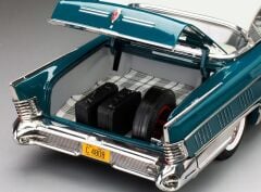 1:18 Buick Limited Riviera Coupe 1958 Turquoise - SunStar Platinum