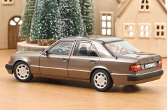 1:18 Mercedes-Benz 500 E W124 1990 Impala Brown - Norev