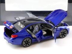 1:18 BMW M5 F90 Blue Metallic Black 2018 - Norev Dealer Edt