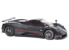 1:18 Pagani Zonda F 2005 Gloss Carbon Black - Almost Real