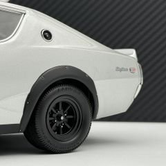 1:18 Nissan Skyline 2000 GT-R KPGC110 Silver 1973 - Kyosho
