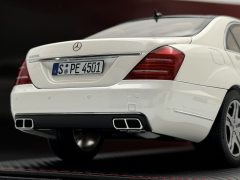 1:18 Mercedes-Benz S600L W221 Diamond White - Motorhelix