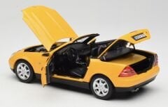 1:18 Mercedes-Benz SLK 200 R170 Yellow 1996 - Norev