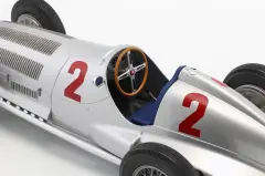 1:18 Mercedes-Benz W125 Winner Tripolini 1937 - Minichamps