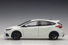 1:18 Ford Focus RS Frozen White 2016 - Autoart