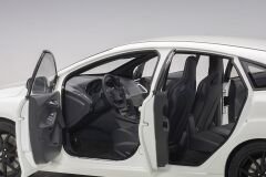 1:18 Ford Focus RS Frozen White 2016 - Autoart