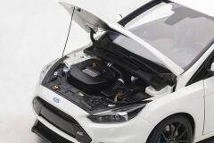 1:18 Ford Focus RS Frozen White 2016 - Autoart