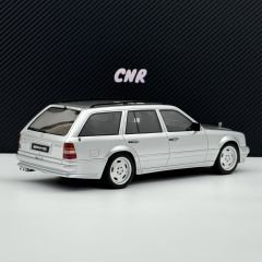 1:18 Mercedes-Benz E36 AMG S124 W124 Brillant Silver 1995 - OTTO
