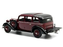 1:18 Mercedes-Benz 260D Pullman Landaulet 1936 - Triple 9