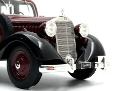 1:18 Mercedes-Benz 260D Pullman Landaulet 1936 - Triple 9