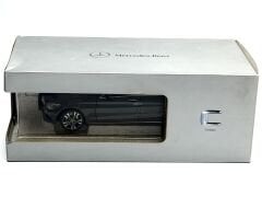 1:18 Mercedes-Benz C Class W205 Avantgarde 2014 Grey Met - Norev