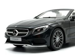 1:18 Mercedes-Benz S Class Cabriolet W217 Black 2015 - Norev