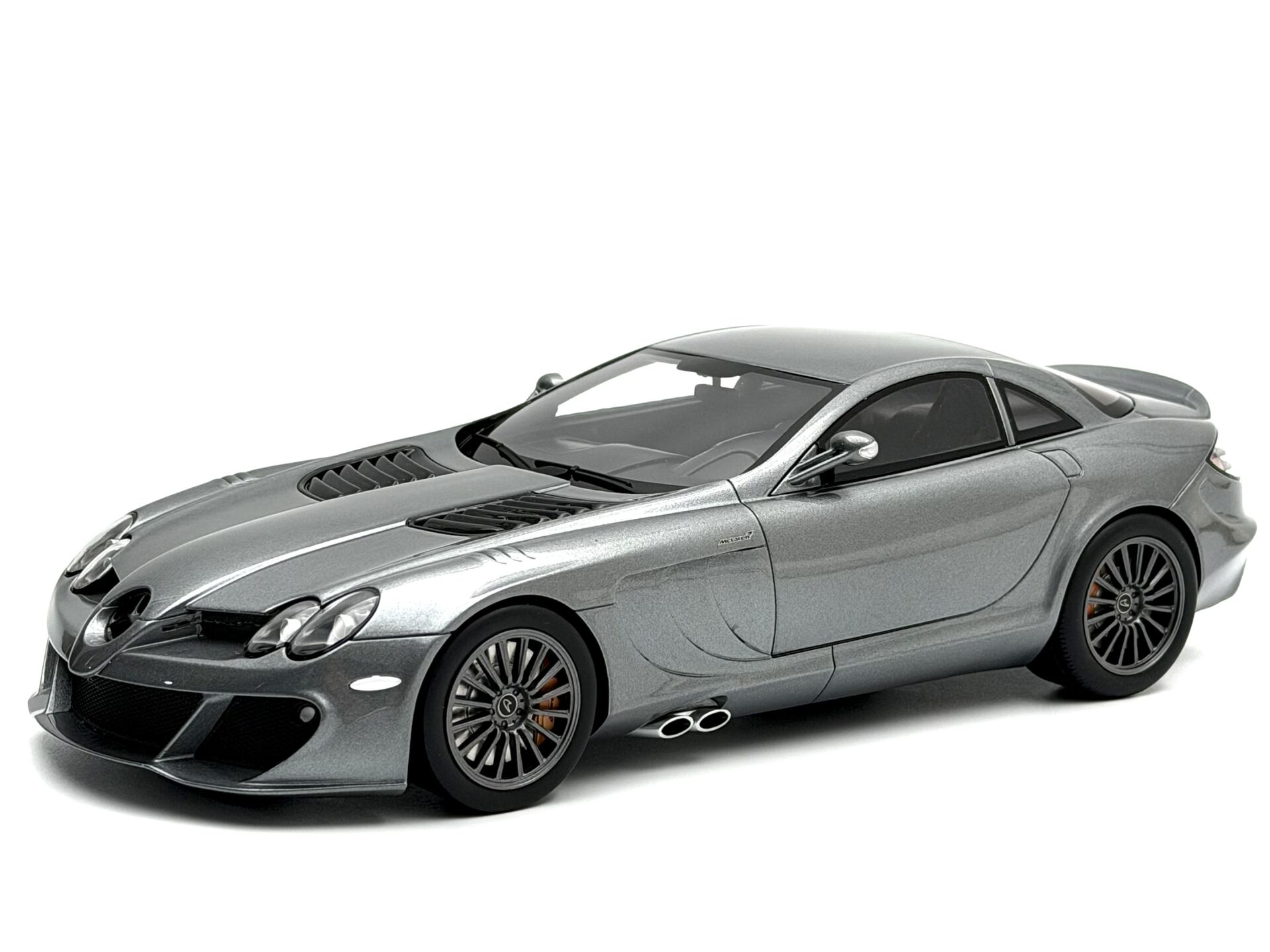 1:18 Mercedes-Benz SLR McLaren MSO Edition GT365 - GT Spirit