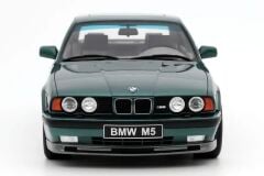 1:18 BMW M5 E34 Cecotto Lagoon Green 1991 - OTTO