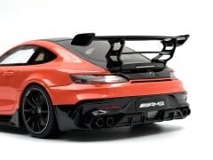 1:18 Mercedes-Benz AMG GT Black Series 2020 Orange GT323 - GT Spirit