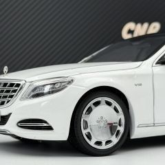1:18 Mercedes- Maybach S Class S600 Diamond White 2016 - Almost Real