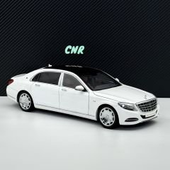 1:18 Mercedes- Maybach S Class S600 Diamond White 2016 - Almost Real