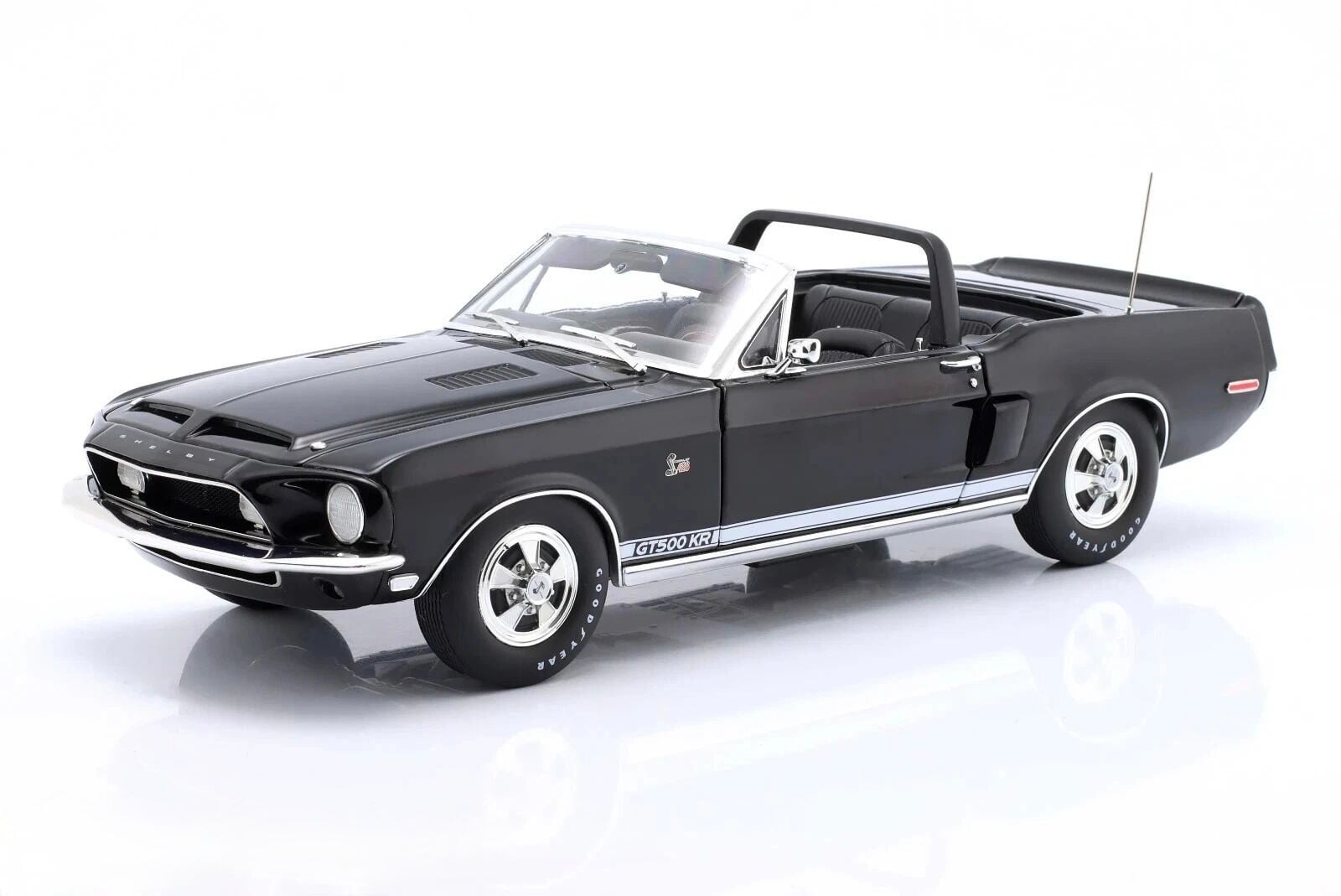 1:18 Ford Shelby GT500 Convertible 1968 Black - ACME
