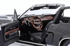 1:18 Ford Shelby GT500 Convertible 1968 Black - ACME