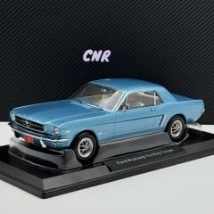 1:18 Ford Mustang Hard Top Coupe 1965 Turquoise Met - Norev