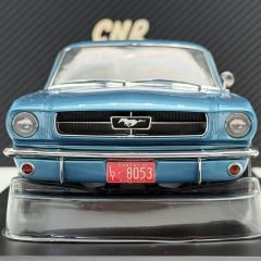 1:18 Ford Mustang Hard Top Coupe 1965 Turquoise Met - Norev
