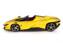 1:18 Ferrari Daytona SP3 Giallo Modena 24 pcs - BBR Models