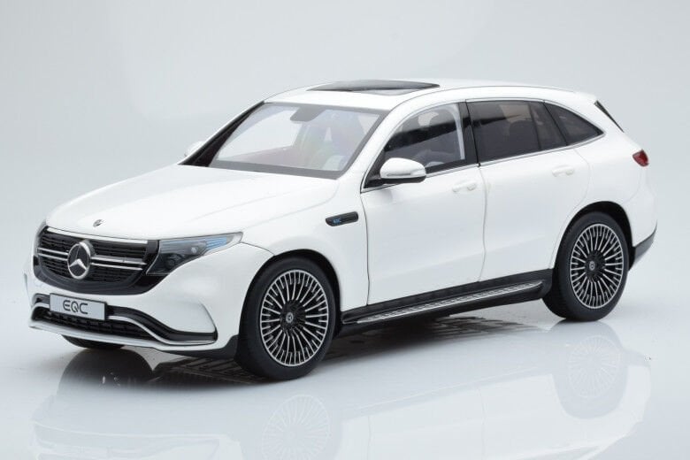 1:18 Mercedes-Benz EQC 400 4Matic Diamond White - NZG