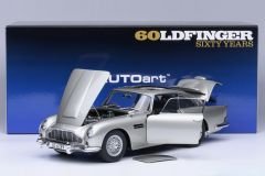 1:18 Aston Martin DB5 Goldfinger with Weapons 007 James Bond - Autoart