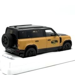 1:18 Land Rover Defender 110 Trophy Edition 2022 - Almost Real