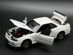 1:18 Nissan Skyline GT-R R34 V Spec II Upgraded White - Autoart