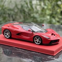 1:18 Ferrari LaFerrari Rosso Corsa & Black Roof - BBR DeLuxe