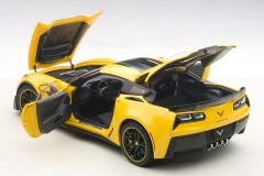 1:18 Chevrolet Corvette C7 Z06 C7R Edition Racing Yellow-Autoart