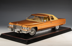 1:18 Cadillac Coupe de Ville 1974 Amberlite Firemist - Stamp Models