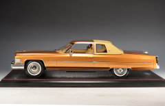 1:18 Cadillac Coupe de Ville 1974 Amberlite Firemist - Stamp Models