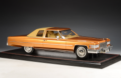 1:18 Cadillac Coupe de Ville 1974 Amberlite Firemist - Stamp Models