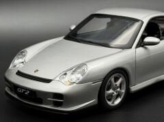 1:18 Porsche 911 Turbo GT2 996 Silver 2002 77841 - Autoart