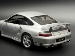 1:18 Porsche 911 Turbo GT2 996 Silver 2002 77841 - Autoart