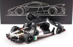1:18 Pagani Huayra R 2021 Pearl White - LCD Model