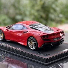 1:18 Ferrari F8 Tributo Rosso Corsa 322 2019- BBR //CNR