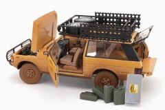 1:18 Range Rover Camel Trophy Papua New Guinea 1982 Kirli - Almost Real