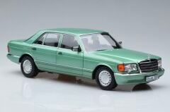 1:18 Mercedes-Benz 560 SEL W126 Light Green - Norev