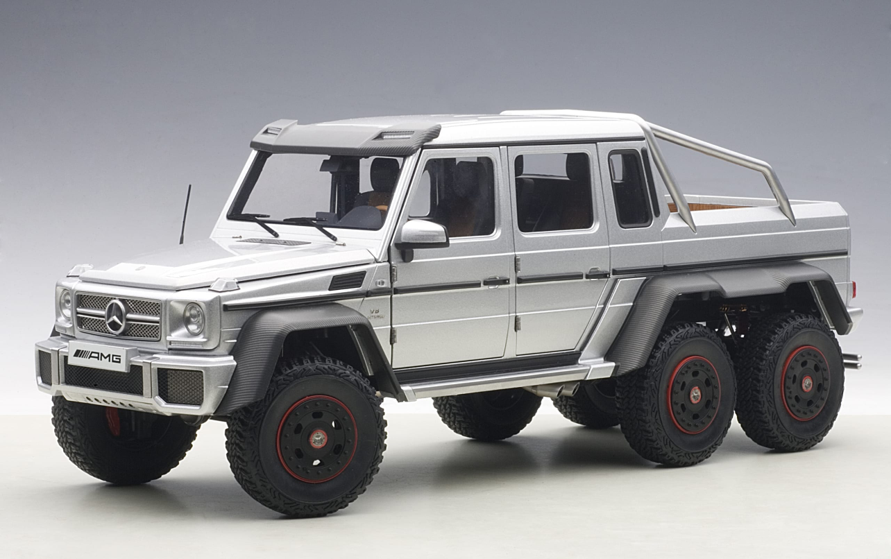 1:18 Mercedes-Benz G63 AMG 6x6 2013 Silver - Autoart Signature