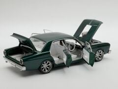 1:18 Ford XR Falcon GT Nemesis Street Machine Emerald Green - Autoart