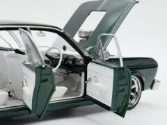 1:18 Ford XR Falcon GT Nemesis Street Machine Emerald Green - Autoart