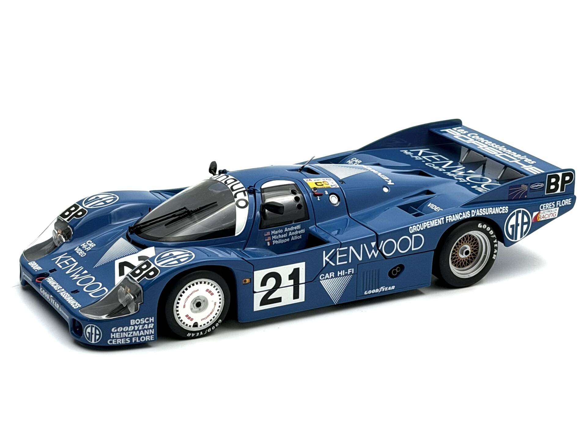 1:18 Porsche 956L Kenwood 1983 Le Mans Andretti - Minichamps